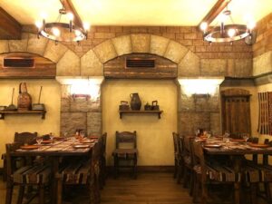 مطاعم الأطباق الأرمنية التقليدية في يريفان